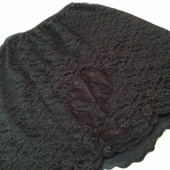Vintage 70s-80s Lingerie Half Slip Skirt -M Scalloped Lace Layer Applique Nylon - Picture 1 of 11